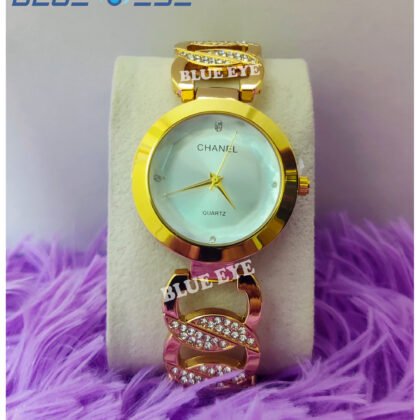 Ladies Womens Chanel Gold Plated Quartz Wist Watch 06